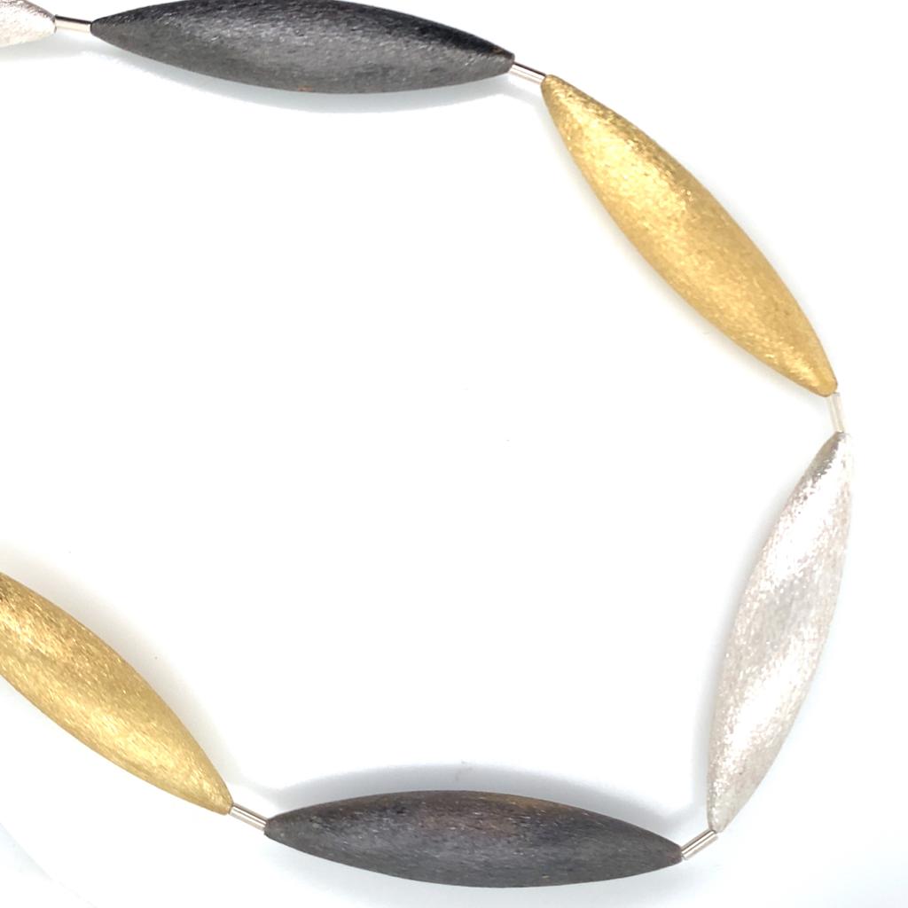 Silver, gold plated and oxidised necklace - Image 3