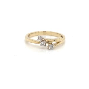 9ct yellow gold three stone diamond set ring