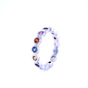 18ct white gold ring set with 1.26ct of multi coloured sapphires